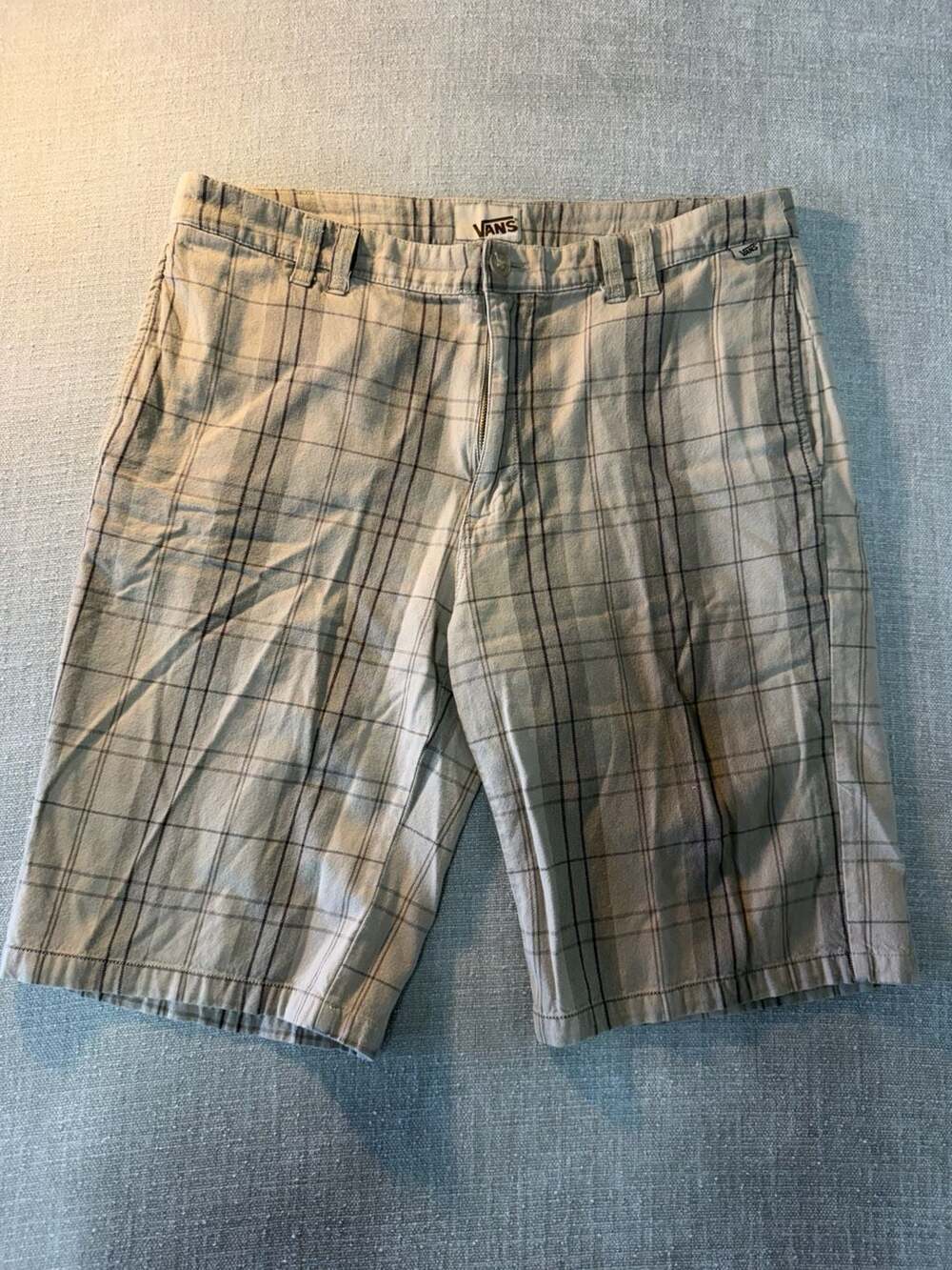 Vans Mens Beige and Black Plaid Flat Front Walkshorts Size 34